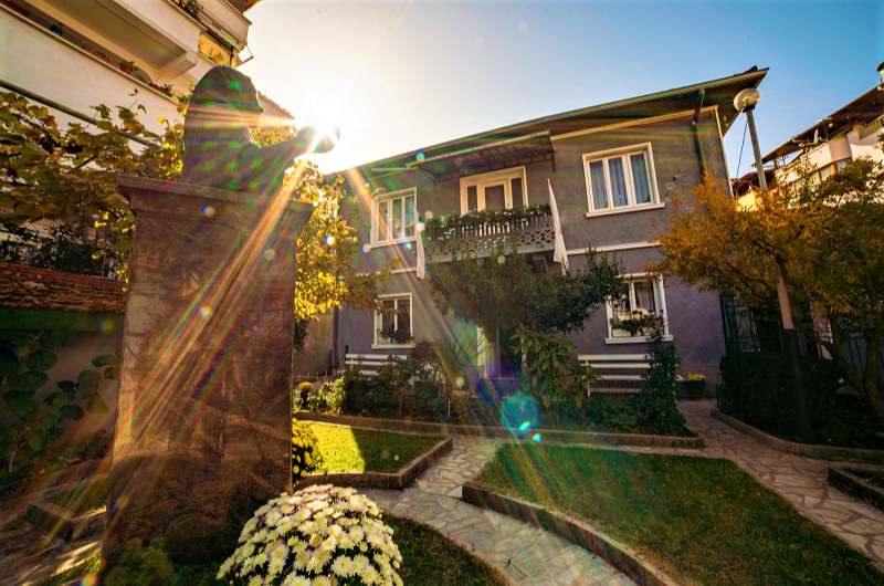 Среща с експерти от КЗП